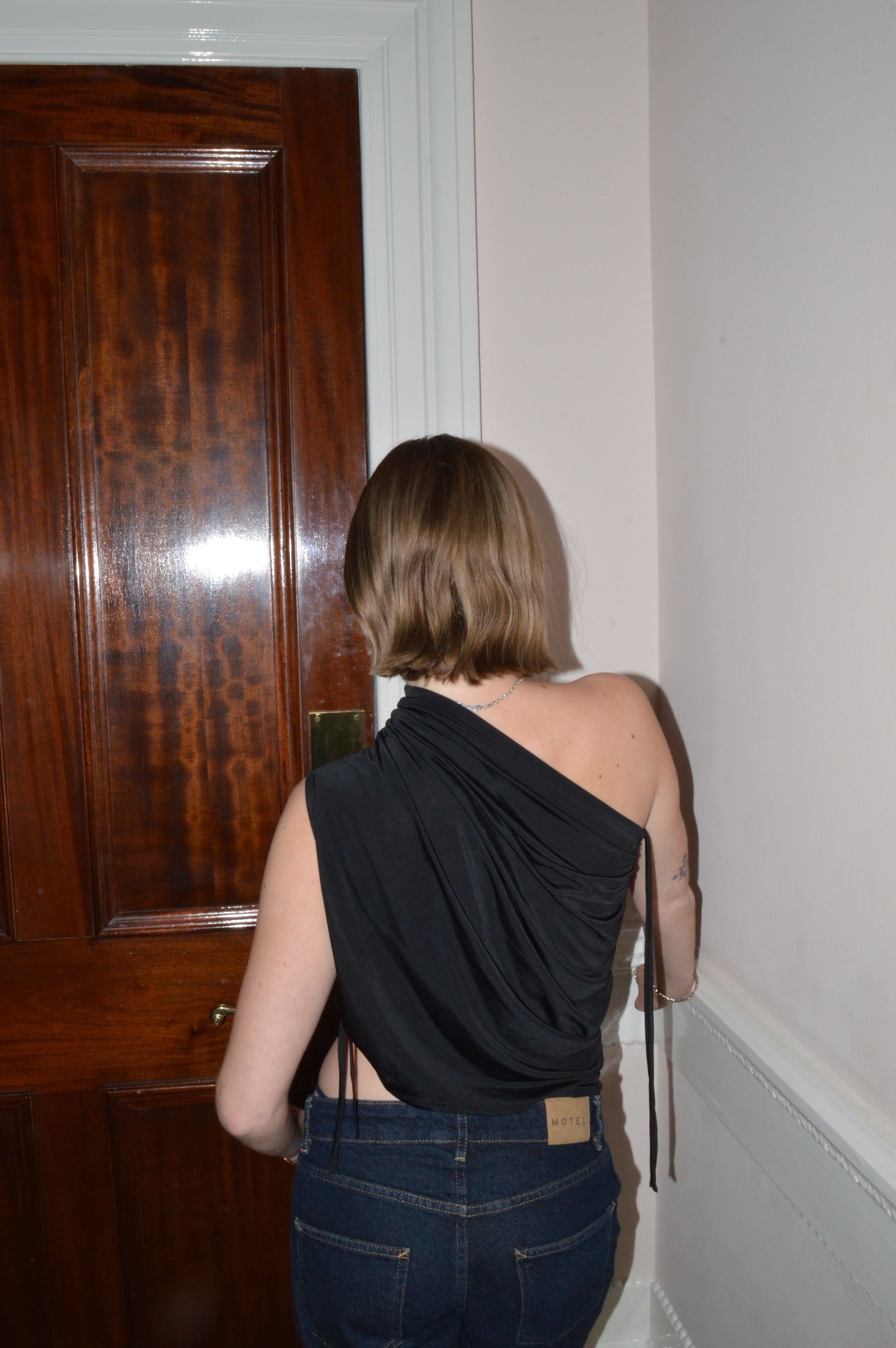 The Drape Top Black