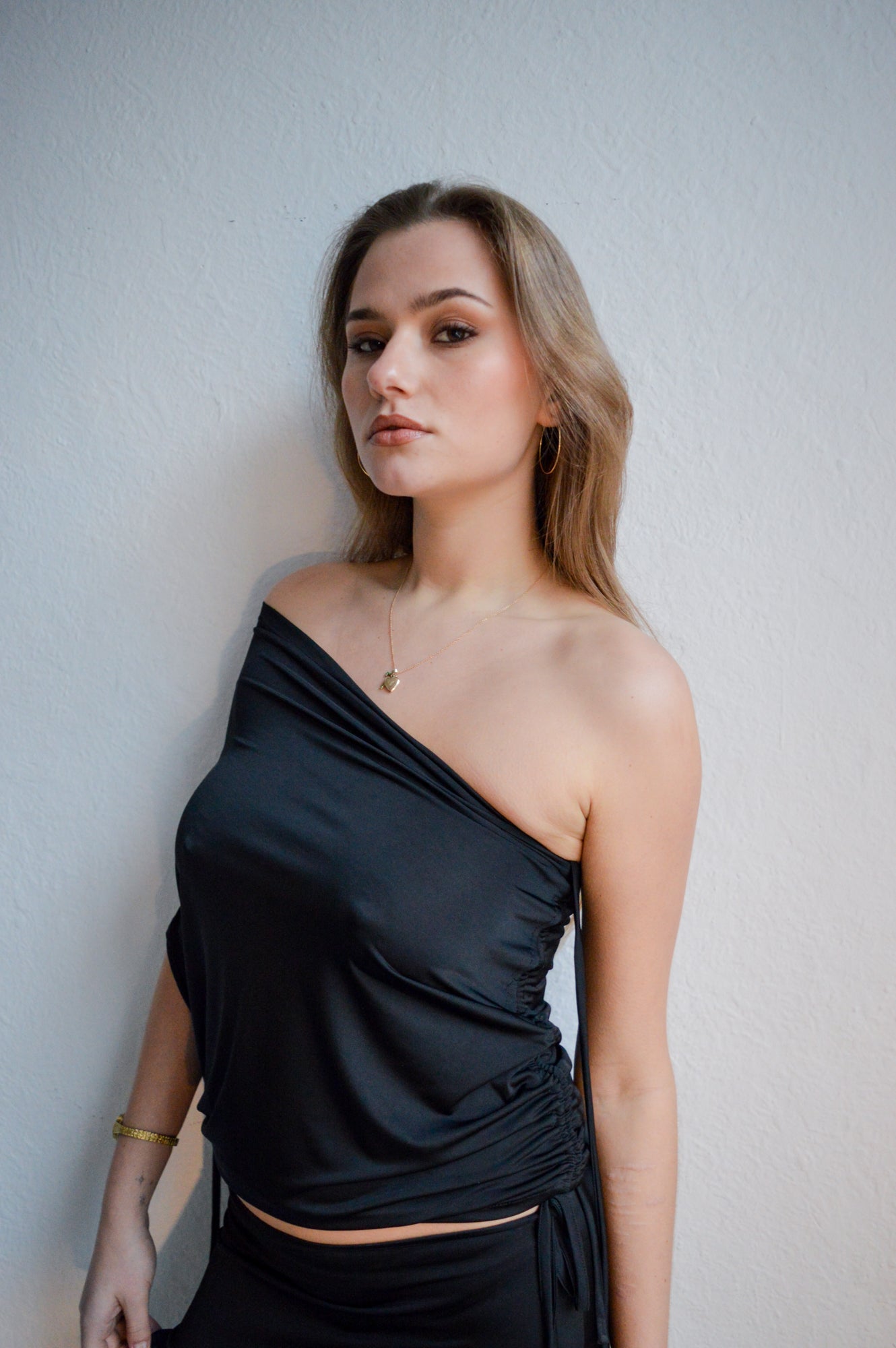 The Drape Top Black